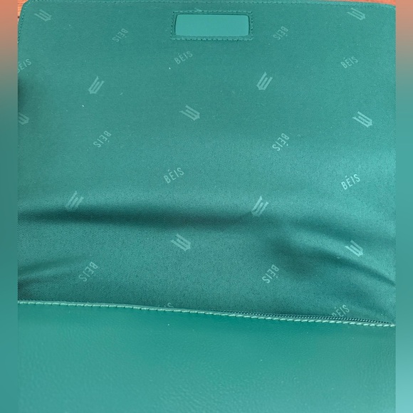 BEIS Wicked Elphaba Green Backpack - Picture 5 of 12